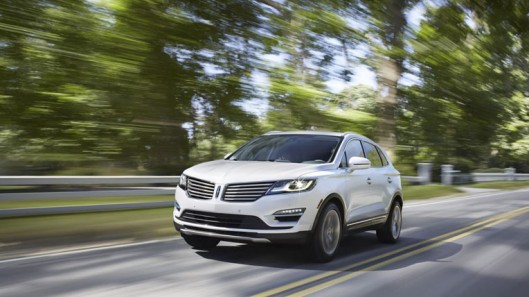 autodaily-lincoln-mkc-2015-81-529x297.jpg