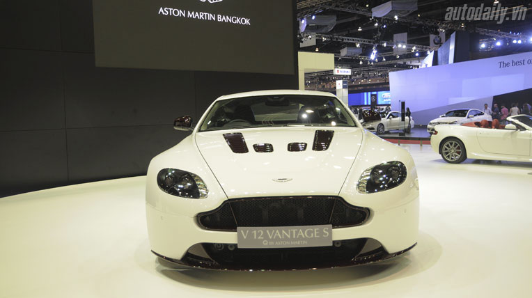 Aston-Martin-V12-Vantage-S-Bangkok-Motor-Show-2014%20(1).jpg