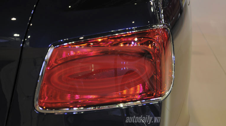 Bentley-New-Flying-Spur-Bangkok-Motor-Show-2014 (6).jpg