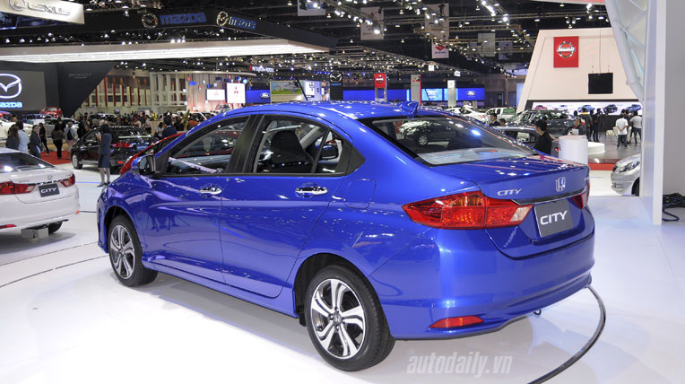 honda-city-2014-bangkok-motor-show%20(5).jpg