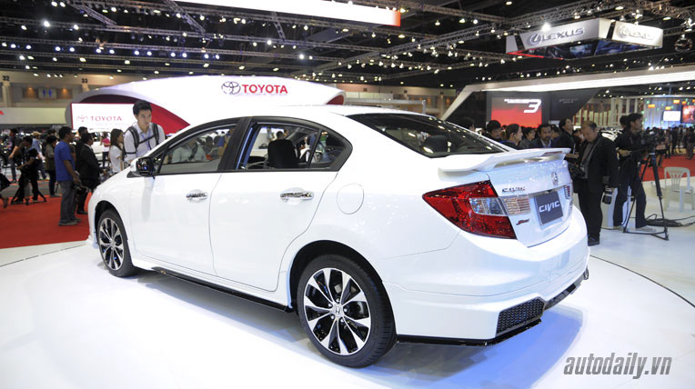 honda-civic-2014-(9).jpg honda-civic-2014-(9).jpg