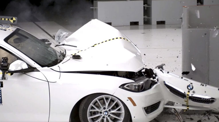 BMW 2-Series đạt tiêu chuẩn an toàn cao nhất