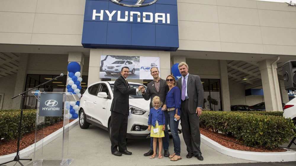 Hyundai Tucson Fuel Cell 2015 đầu tiên đến tay khách hàng