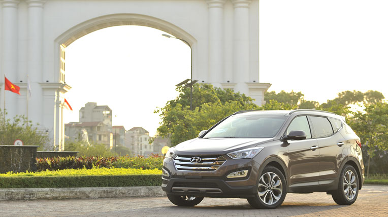 Hyundai Santa Fe bản đặc biệt 2014 giá hơn 1,4 tỷ đồng