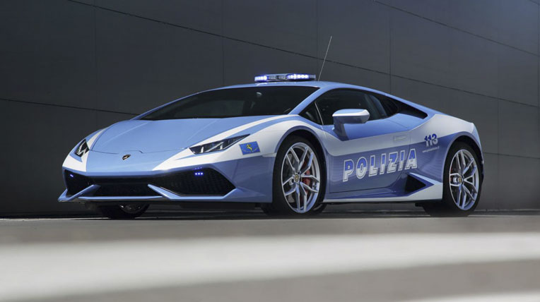 Nghe tiếng pô của siêu xe cảnh sát Lamborghini Huracan Polizia