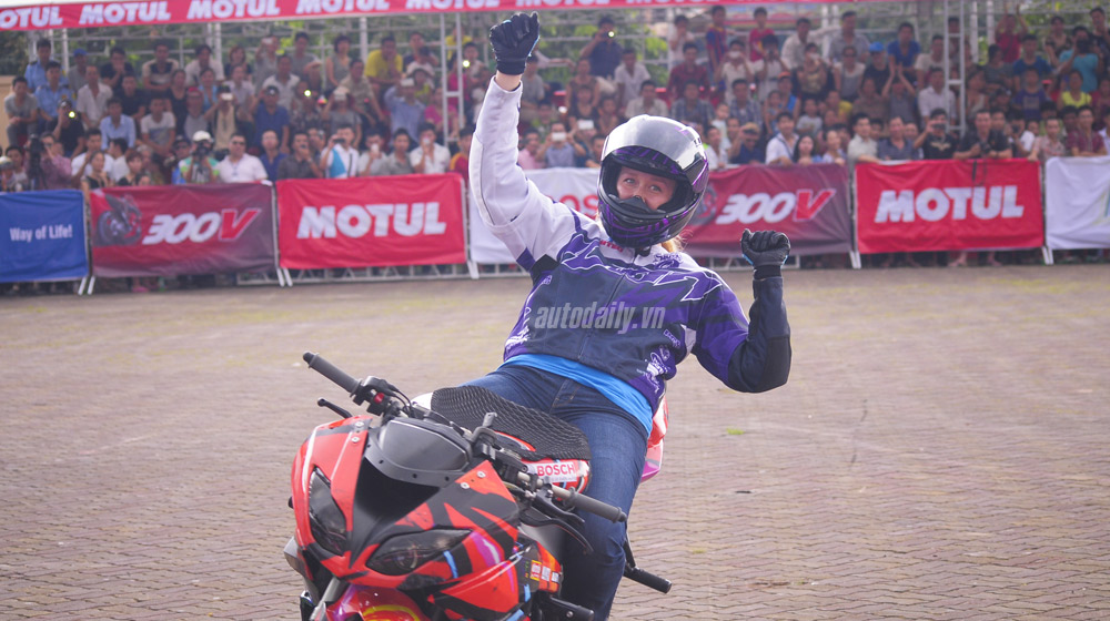 motul-stunt-fest-2014%20(17).jpg