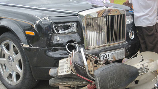 Những mẫu xế “khủng” từng gặp tai nạn tại Việt Nam