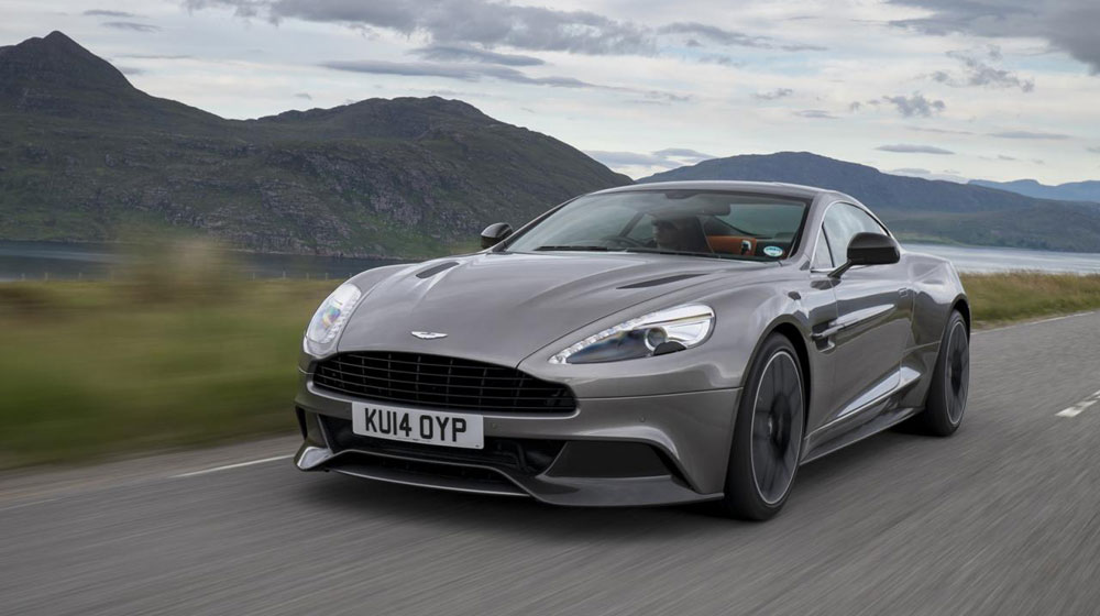 Daimler có thể mua Aston Martin
