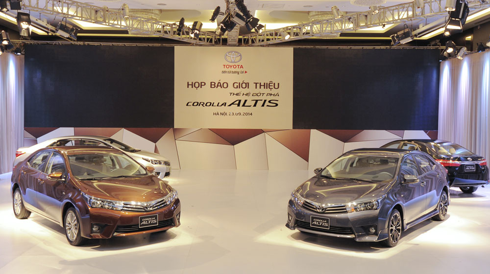 toyota-corolla-altis-2014-(79).jpg