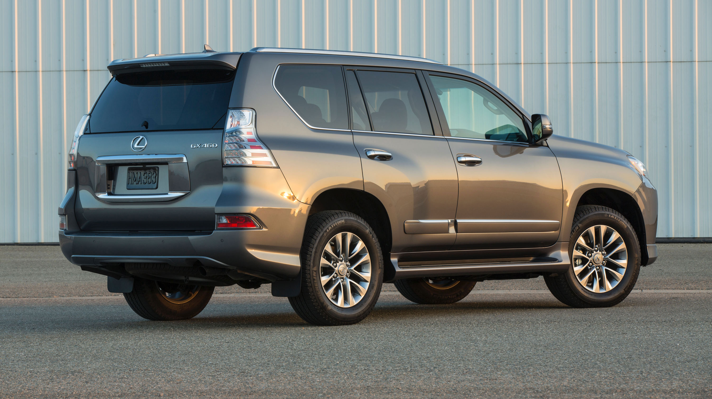 2014_Lexus_GX_460_020.jpg