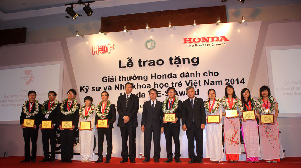 Nhiều sinh viên Việt nhận được giải thưởng lớn từ Honda