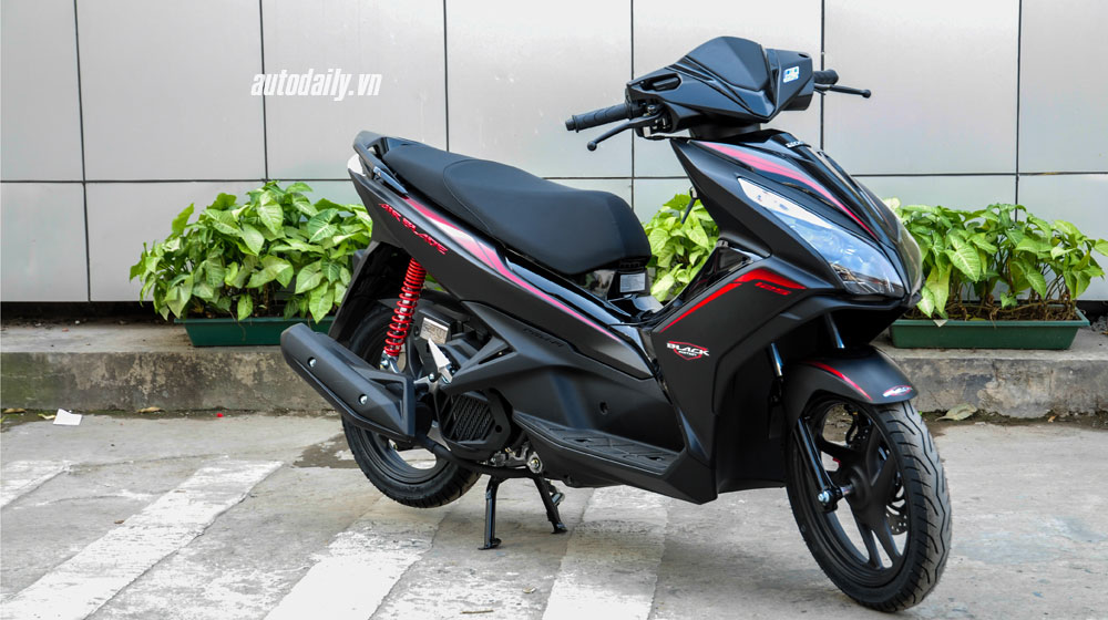 Honda Blade 125 FI Images  Check out design  styling  OTO