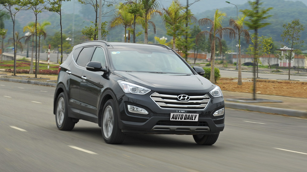 Hyundai%20Santafe%202014%20(21).jpg