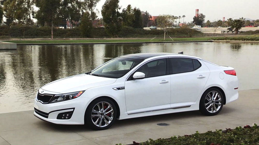 Kia%20Optima%20(3).jpg