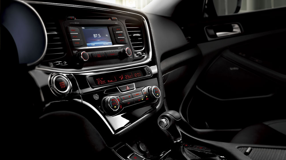 Kia%20Optima%20(4).jpg