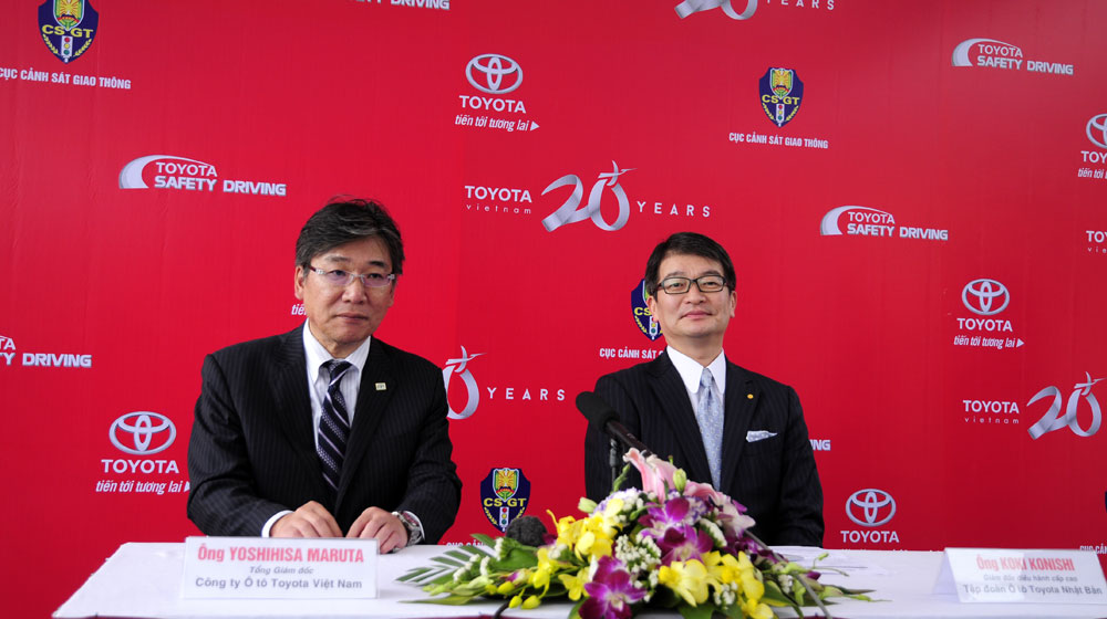 toyota-safety-driving.jpg