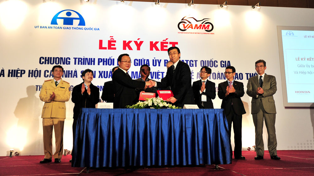 Thành lập Quỹ nghiên cứu ATGT xe máy tại Việt Nam