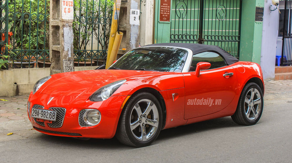 pontiac%20Solstice%20Coupe%20(2).jpg