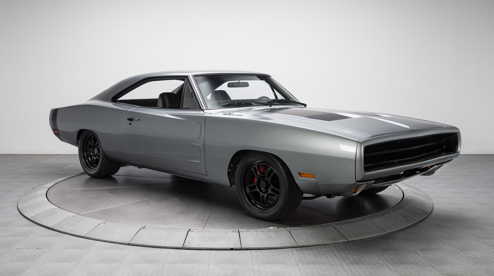 1970-dodge-charger-r-t-front-three-quarter-01-1.jpg