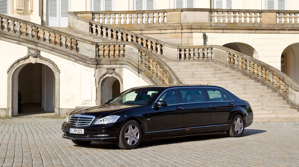 Mercedes-Benz-S600_Pullman_Guard_2011.jpg