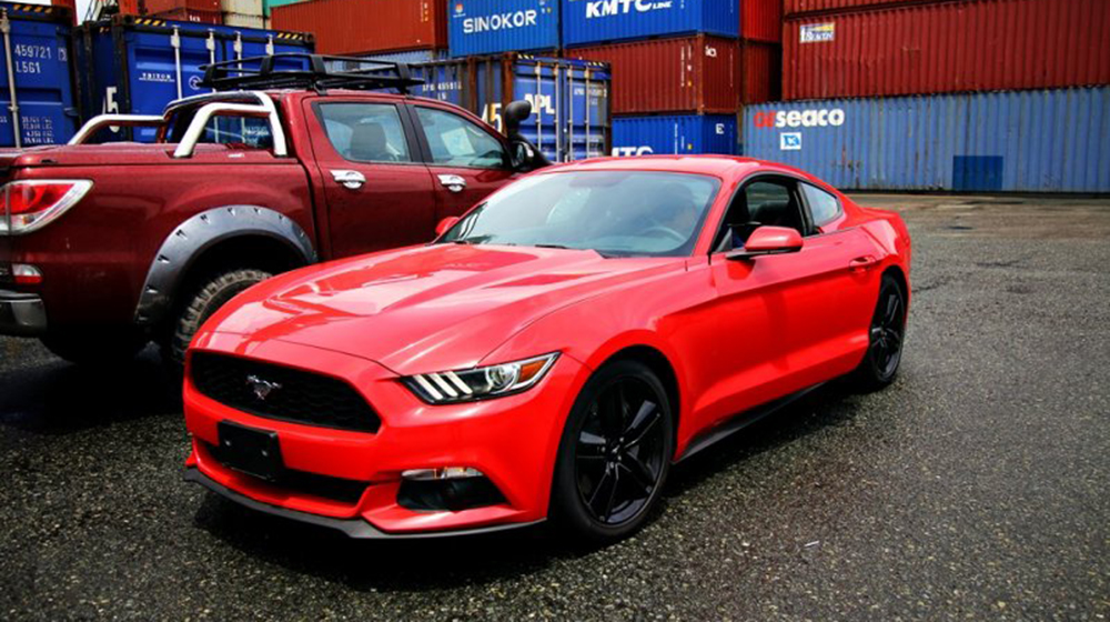 'Ngựa hoang' Ford Mustang 2015 chính thức cập bến Việt Nam