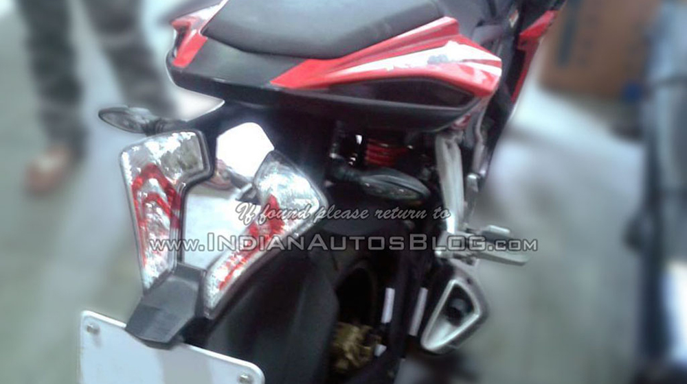 Bajaj-Pulsar-RS-400-Test-Mule-Rear%20copy.jpg