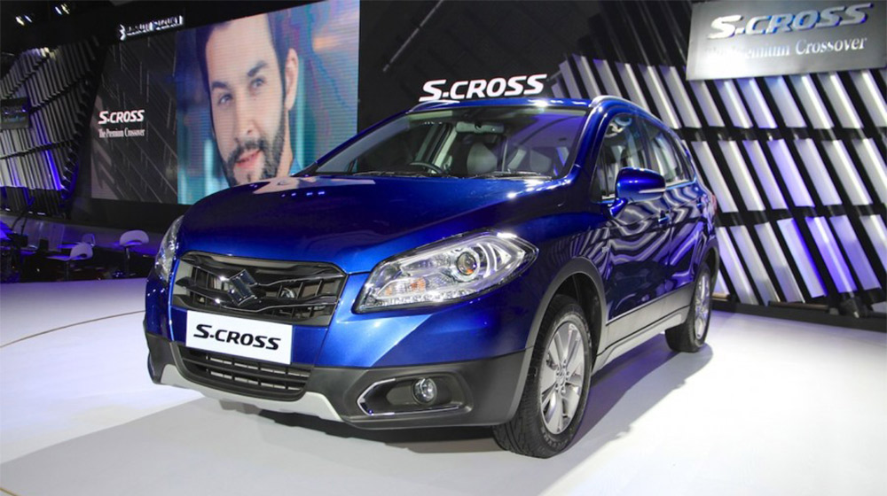 Maruti-S-Cross-front-quarter-launched-in-Delhi--900x600.jpg