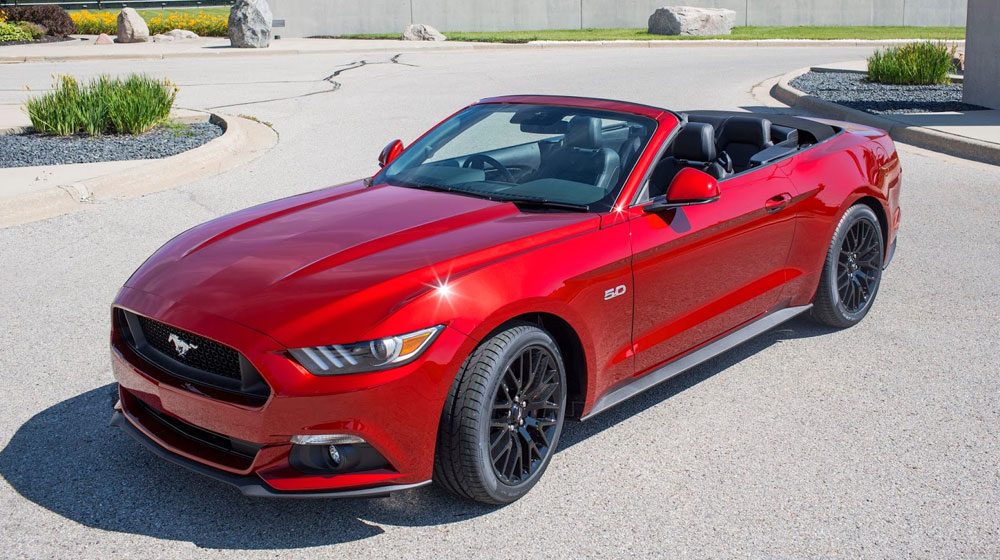 Ford Mustang – Xe thể thao bán chạy nhất toàn cầu nửa đầu 2015