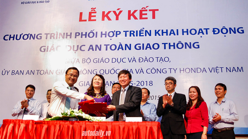 Honda Việt Nam đẩy mạnh triển khai giáo dục ATGT trong trường học