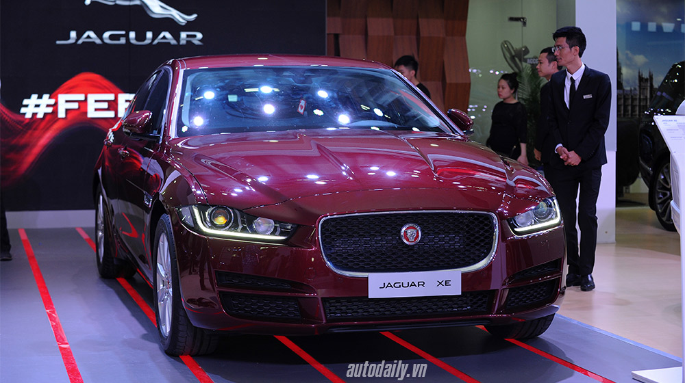Jaguar XE 2016 chính thức ra mắt thị trường Việt