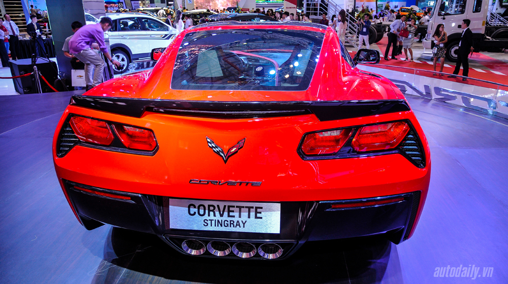 Chevrolet Corvette (12).jpg