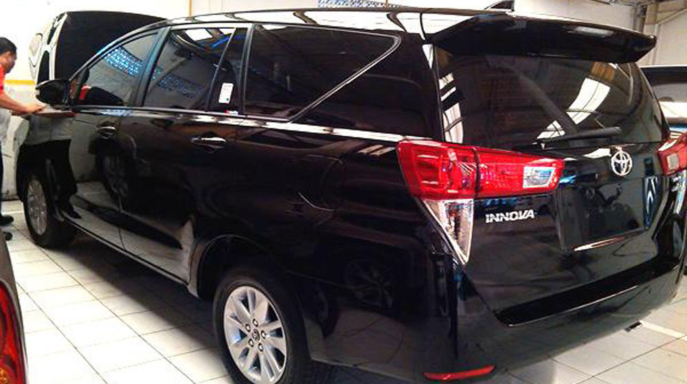 Thêm “ảnh nóng” Toyota Innova 2016 trước ngày ra mắt