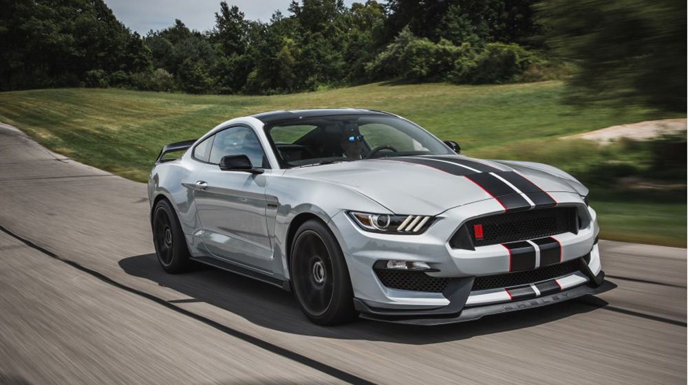 FOrd%20Mustang%20Shelby%20GT350R%20(2).JPG