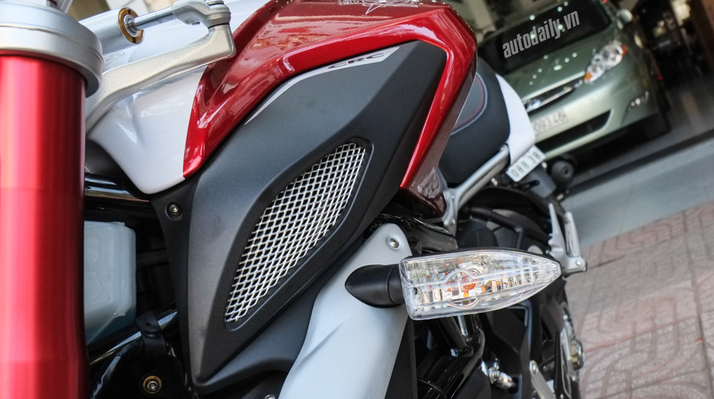 Xem chi tiết MV Agusta Dragster 800RR 2015 MV_Agusta_Dragster_800RR_2015 (6).jpg