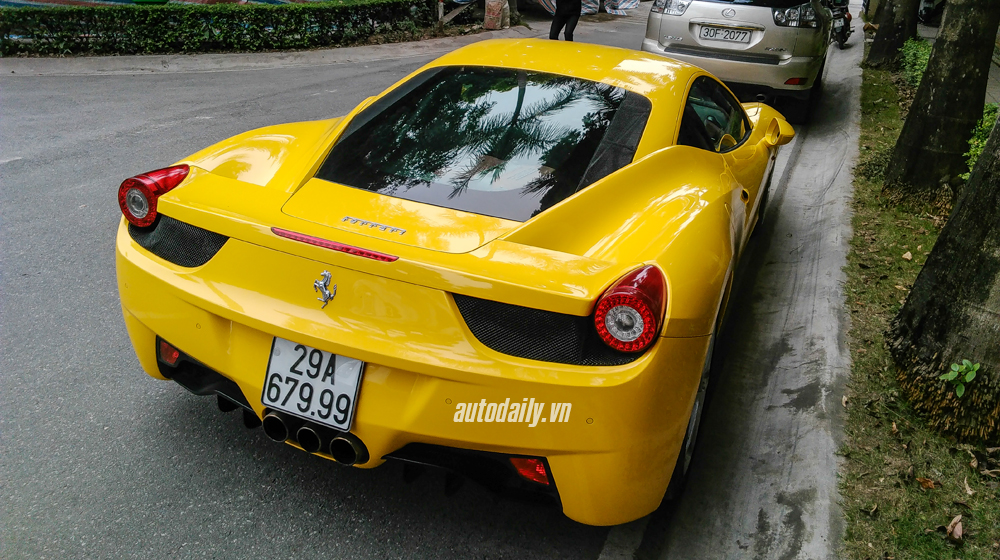 Ferrari%20F458%20italia%20(8).jpg