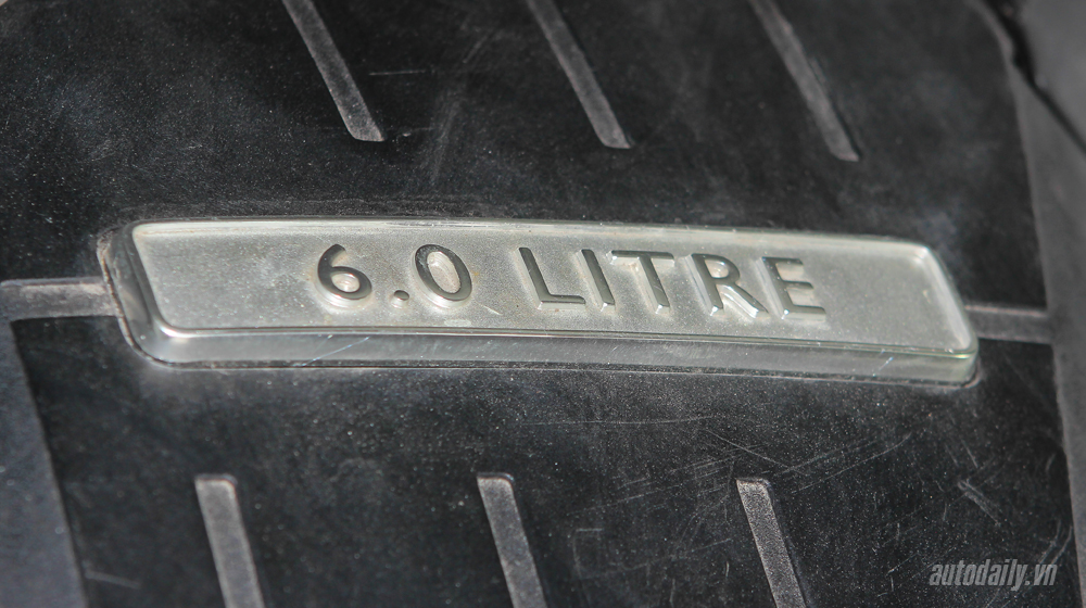 Bentley GTC 2012 (13).jpg