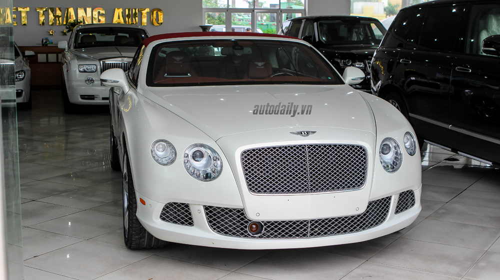 Bentley GTC 2012 (30).JPG