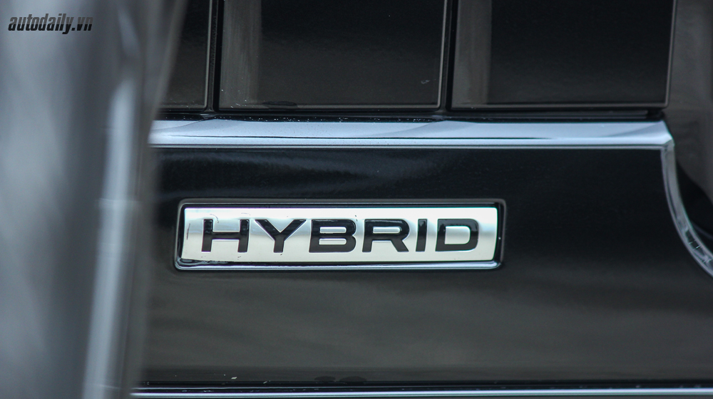 1 Range Rover Autobiography Hybrid (1).jpg