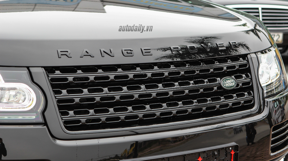 1 Range Rover Autobiography Hybrid (8).jpg