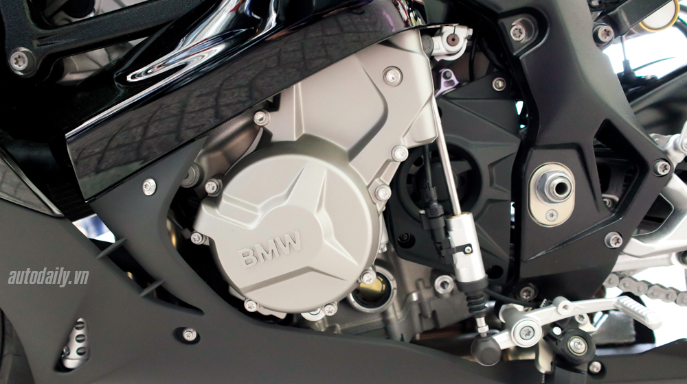 Chi tiết siêu phẩm BMW S1000RR 2016 tại Việt Nam BMW S1000RR 2016 (18).jpg
