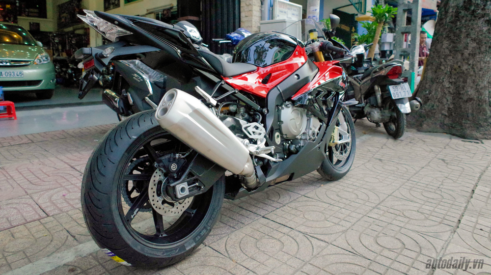 Chi tiết siêu phẩm BMW S1000RR 2016 tại Việt Nam BMW S1000RR 2016 (19).jpg