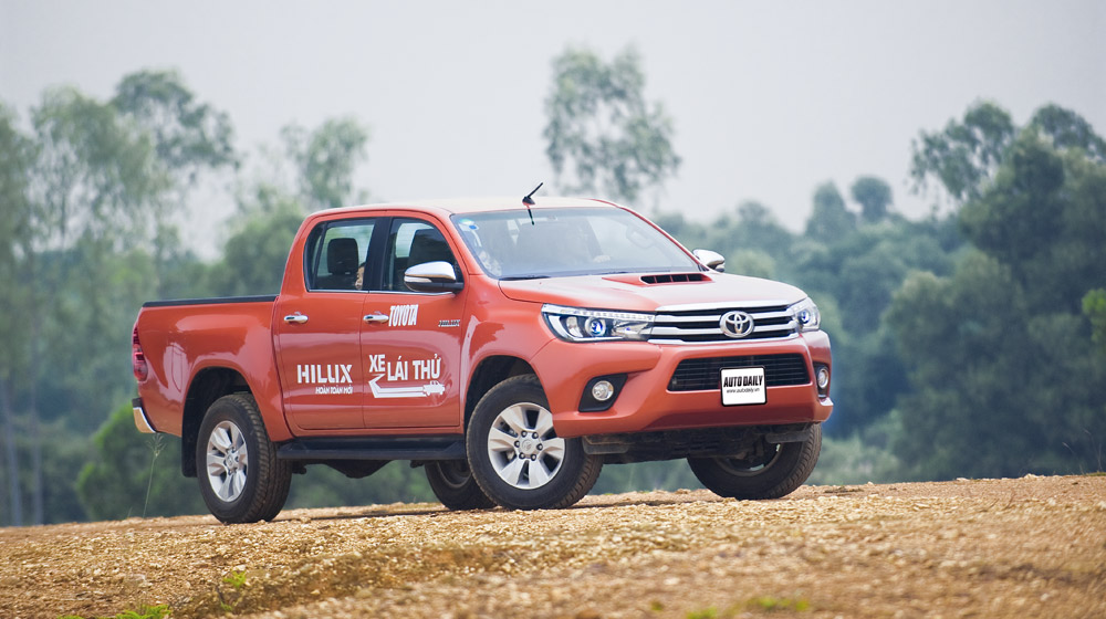 Toyota Hilux phiên bản hoàn toàn mới xuất hiện tại Việt Nam