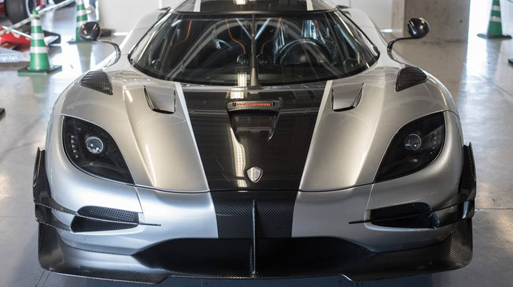 koenigsegg%201(3).jpg