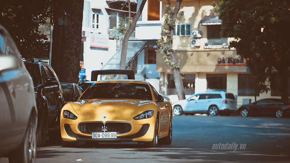 Maserati%20Granturismo%20MC%20(12).JPG