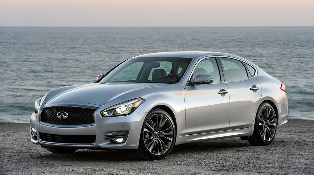 2016-infiniti-q70-4.jpg