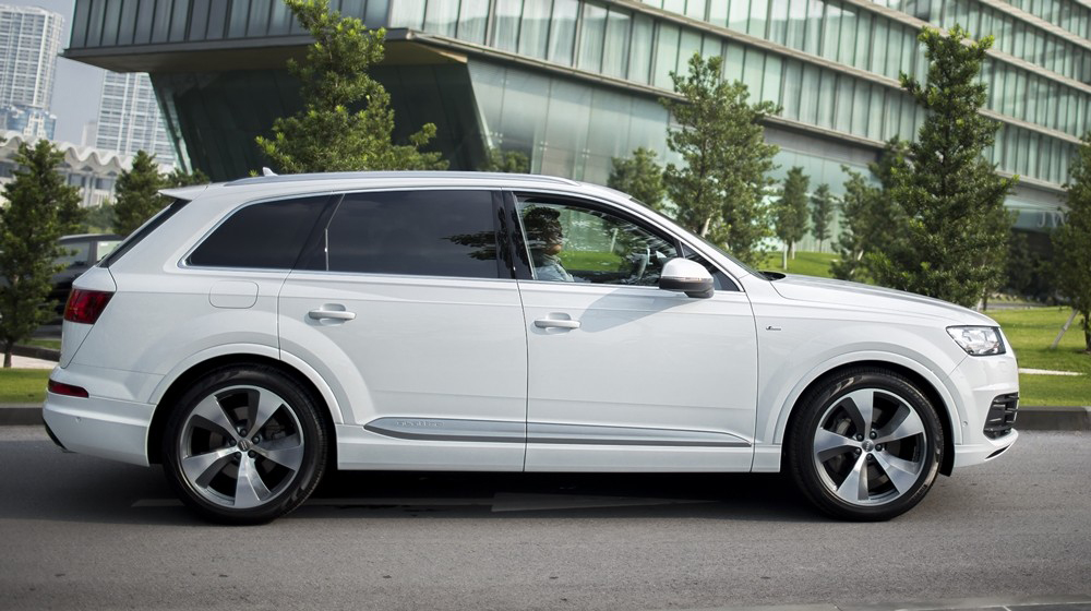 audi-q7-2016-677_3901%20copy.JPG