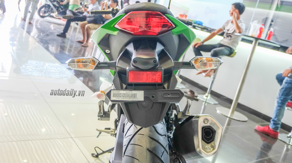 Xem thêm ảnh chi tiết Kawasaki Z300 ABS 2016 Kawasaki_Z300_ABS (7).jpg