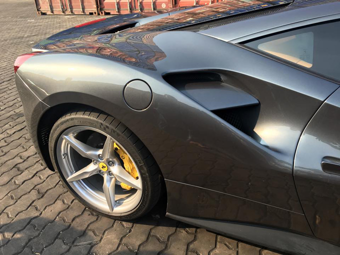 Ferrari%20488%20GTB%20(3).jpg