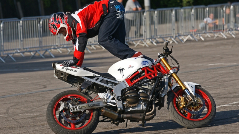 Motul%20Stunt%20Fest%20(2).jpg