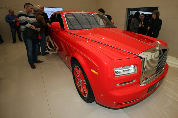 Rolls-Royce-2%20copy.JPG